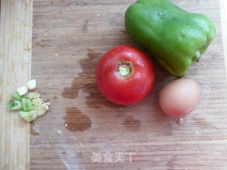 懒人做饭系列二：蛋炒面的做法步骤：2