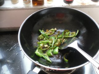 懒人做饭系列二：蛋炒面的做法步骤：7