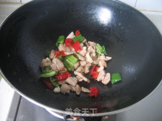 【湘菜】农家小炒肉的做法步骤：4
