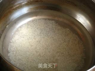 菠菜猪肝粥的做法步骤：1
