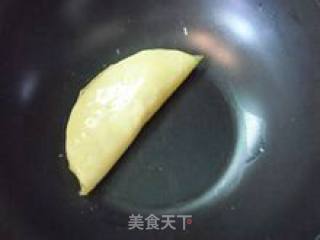 花样米饭（一）—金灿灿的饺子蛋包饭的做法步骤：11