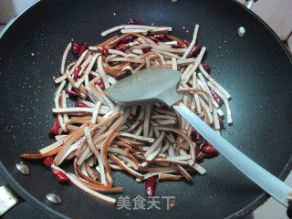 韭菜花炒香干的做法步骤：6