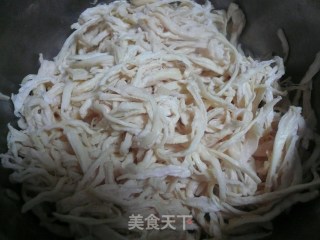 麻辣鸡丝的做法步骤：2