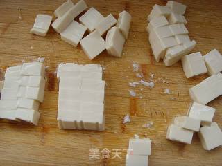 【徽菜】：蛋黄豆腐的做法步骤：1