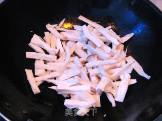 木耳炒杏鲍菇的做法步骤：8