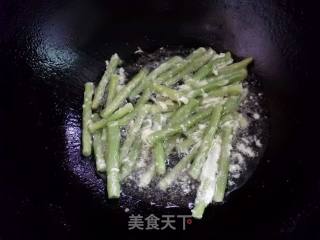 炒豆角的做法步骤：6