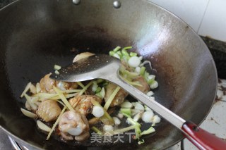 葱爆鸡翅的做法步骤：7