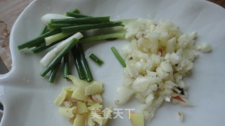 [徽菜]屯溪焖豆腐干的做法步骤：7