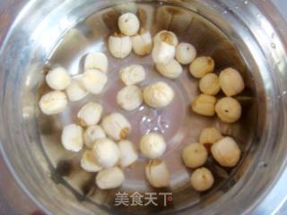 【徽菜】--莲子炒莲藕片的做法步骤：3