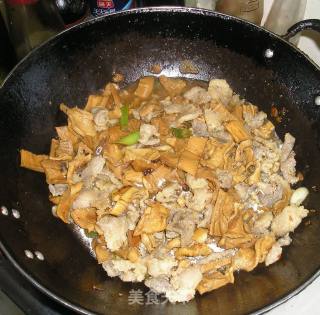 【徽菜】笋干焖肉的做法步骤：12