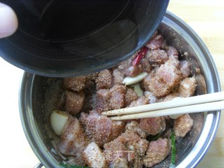 【徽菜】——————香渣肉的做法步骤：4