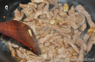 扒饭能手—青椒豆豉肉丝，它来啦！！的做法步骤：9