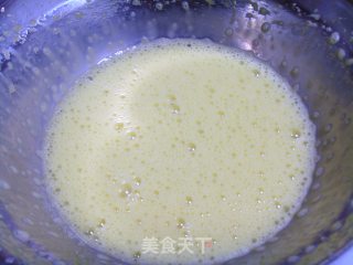 椰香慕斯蛋糕的做法步骤：2