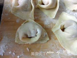 馄饨鸡蛋饼 （附最简单包馄饨的方法）的做法步骤：8