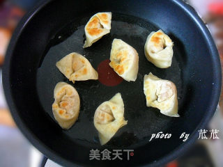馄饨鸡蛋饼 （附最简单包馄饨的方法）的做法步骤：10
