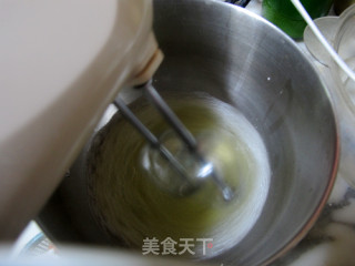 基础戚风蛋糕的做法步骤：4