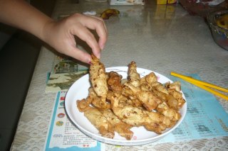 第一次尝试做炸香蕉糖果的做法步骤：14