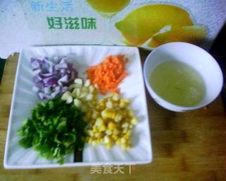 家常炒饭的做法步骤：1