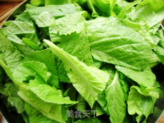 小白菜烩冻豆腐的做法步骤：1