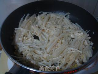 金针菇蛋裹豆腐的做法步骤：8