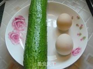 零失败的简单家常—鸡蛋炒丝瓜的做法步骤：1