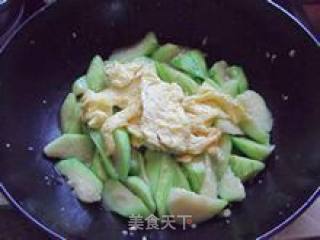零失败的简单家常—鸡蛋炒丝瓜的做法步骤：8