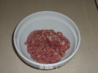 油豆腐嵌肉煮粉丝的做法步骤：1