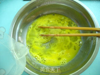 很小资的一款早餐【花开蛋饼】的做法步骤：3