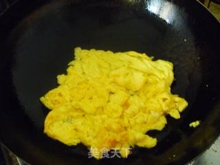 彩椒苦瓜炒鸡蛋的做法步骤：9