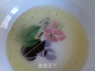 失败的电饭锅蜂蜜枸杞蛋糕 变成派了~的做法步骤：8