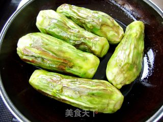 家常菜----酱茄子的做法步骤：1