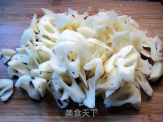 泡椒藕片的做法步骤：2