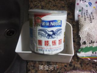 蜜豆牛奶西米露的做法步骤：2