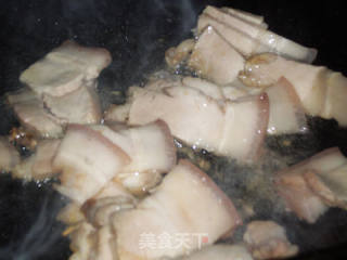 回锅肉的做法步骤：5