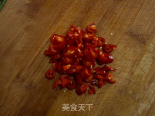 [经典衡东菜]《紫苏炒田螺》的做法步骤：4