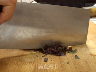 [经典衡东菜]《紫苏炒田螺》的做法步骤：5