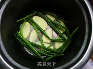 电饭锅烤鸡的做法步骤：5