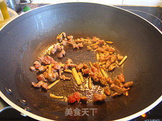 芥菜豆腐汤的做法步骤：2