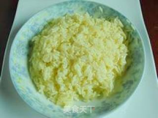 花样米饭（六）—QQ黄金炒饭的做法步骤：3