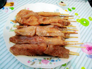 电饼铛煎里脊肉的做法步骤：1