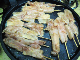 电饼铛煎里脊肉的做法步骤：3