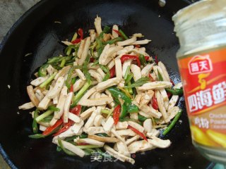 素炒白豆干的做法步骤：7