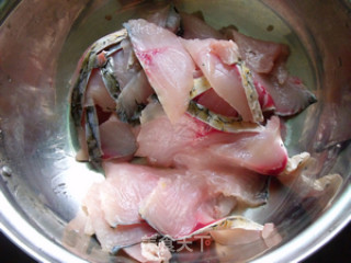 超详细版人气美食·酸菜鱼的做法步骤：5