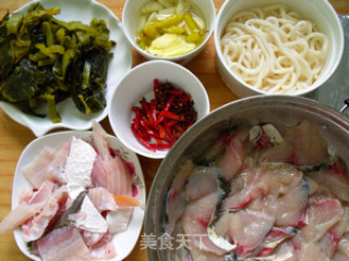 超详细版人气美食·酸菜鱼的做法步骤：8