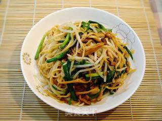 最适合上班族的快捷美食“肉丝炒面”的做法步骤：7