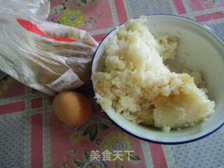 蛋花红糖泡饭的做法步骤：1