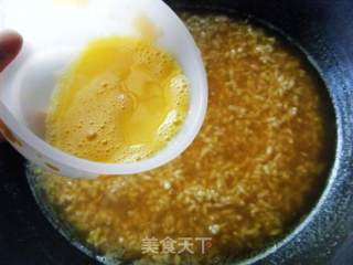 蛋花红糖泡饭的做法步骤：6