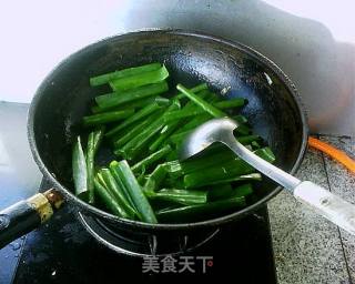 葱烧鲫鱼的做法步骤：3