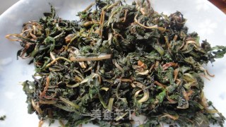 蒲公英炒肉片的做法步骤：3