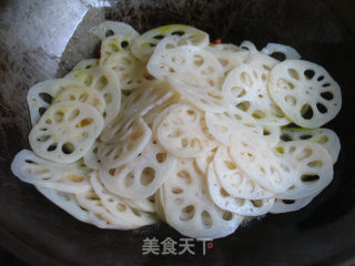 酸辣炝莲菜的做法步骤：6